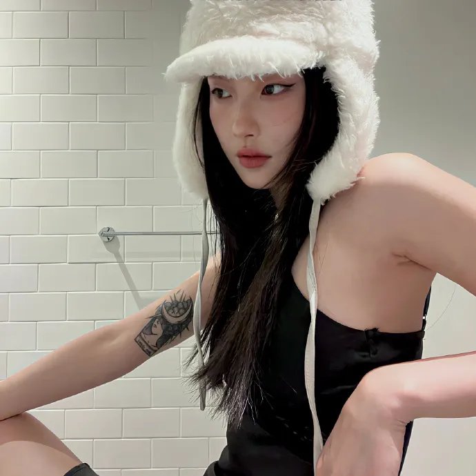 红色